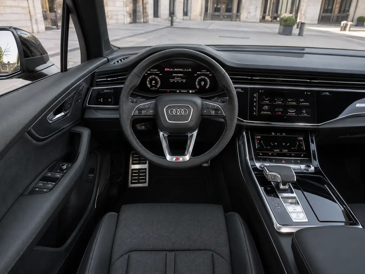 Audi Q7 50 TDI S-Line Edition 2025, front view — Barcelona Luxury Car Rental, Barcelona. The Audi Q7 50 TDI S-Line Edition brings a different kind of presence to the fleet: a…