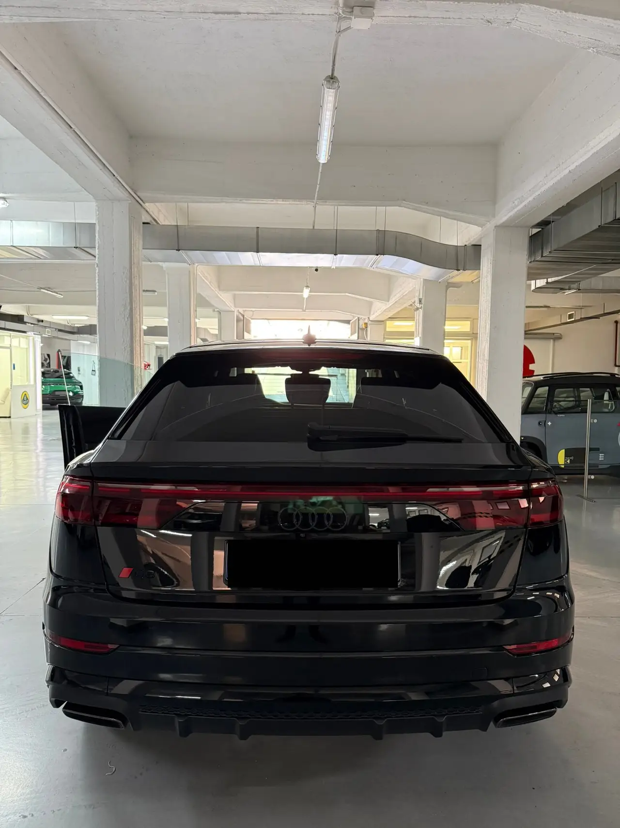 Audi Q8 2025, interior — Barcelona Luxury Car Rental, Barcelona. The 2025 Audi Q8 sits in the fleet as the quiet, capable choice for clients who want SUV…