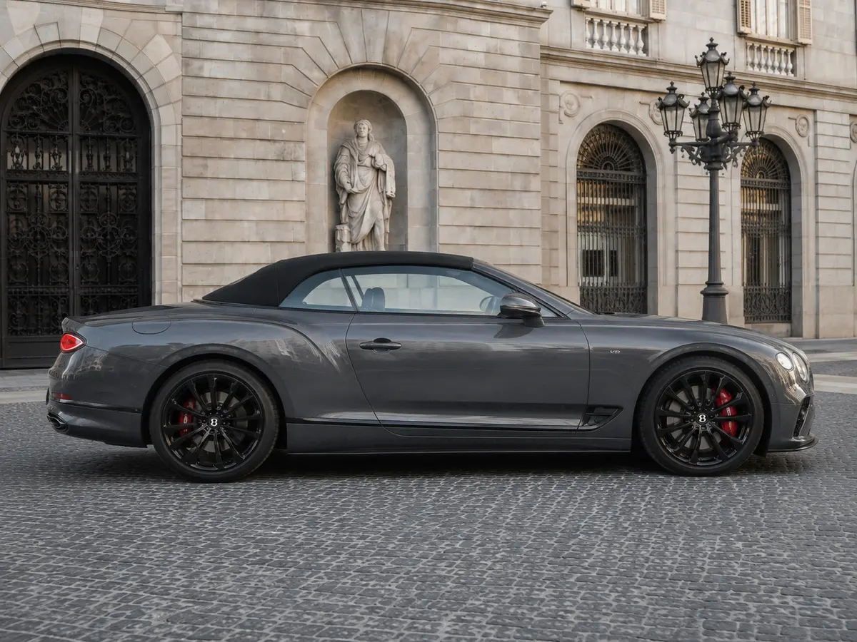 Bentley Continental GTC S V8 2025, front view — Barcelona Luxury Car Rental, Barcelona. The Bentley Continental GTC S V8 is built for covering distance without ever feeling like…