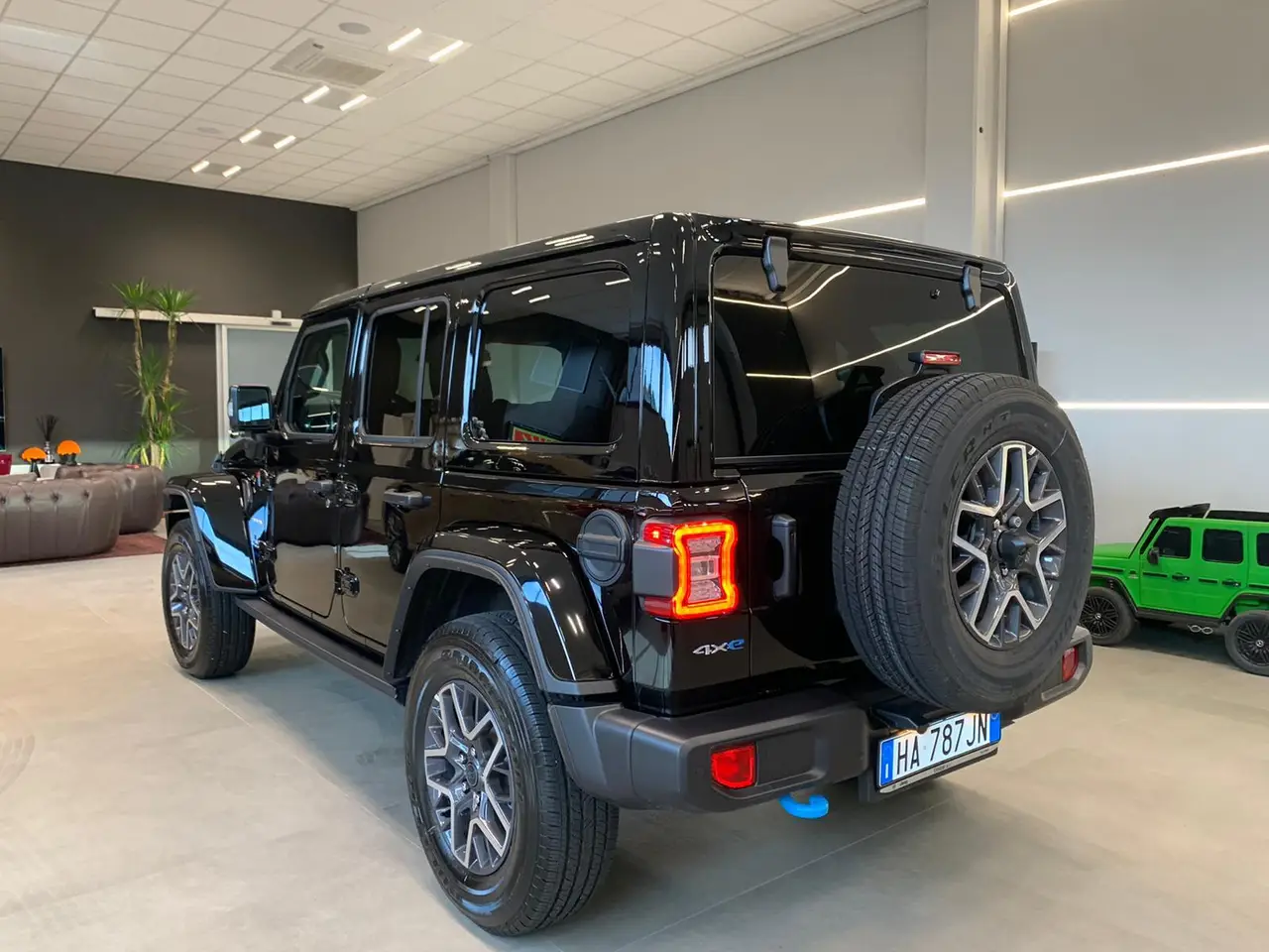 Jeep Wrangler 2025, exterior — Barcelona Luxury Car Rental, Barcelona. The 2025 Jeep Wrangler brings a different character to the fleet than the…