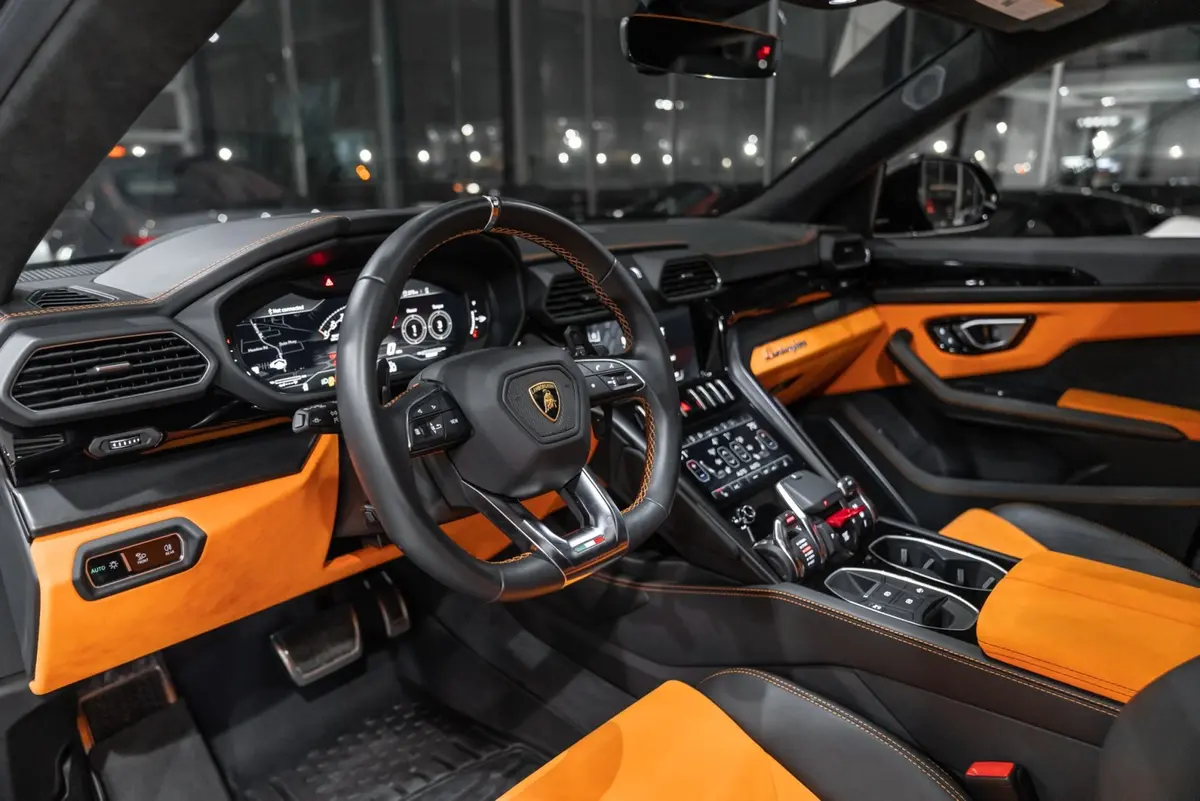 Lamborghini Urus S 2024, dashboard — Barcelona Luxury Car Rental, Barcelona