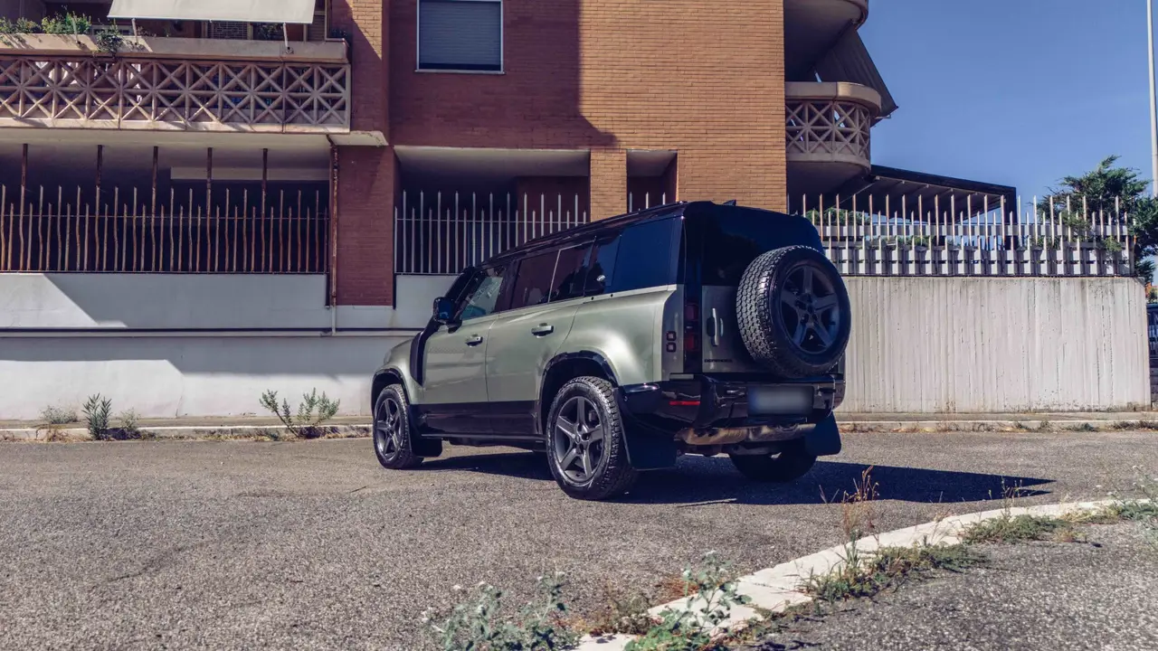 Land Rover Defender X-Dynamic 7 seater 2024, front view — Barcelona Luxury Car Rental, Barcelona. The 2024 Land Rover Defender X-Dynamic seats seven and carries its 300 hp with the…