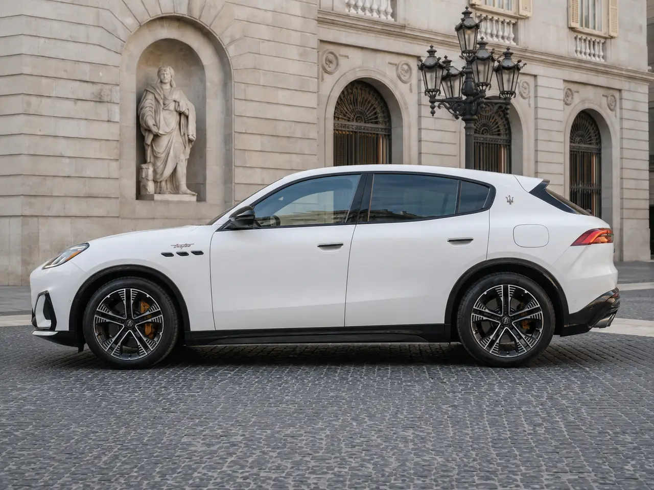 Maserati Grecale GT 2025, exterior — Barcelona Luxury Car Rental, Barcelona. The Maserati Grecale GT sits in a useful middle ground for Barcelona driving: a five-seat…
