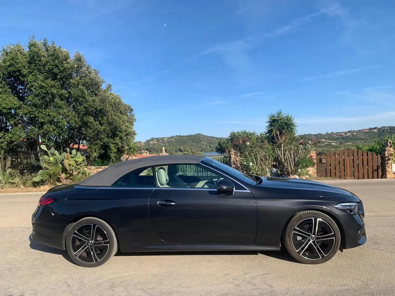 Mercedes Benz CLE Cabrio 2025, exterior — Barcelona Luxury Car Rental, Barcelona. The 2025 Mercedes Benz CLE Cabrio brings 258 hp to a body designed for open-air comfort…