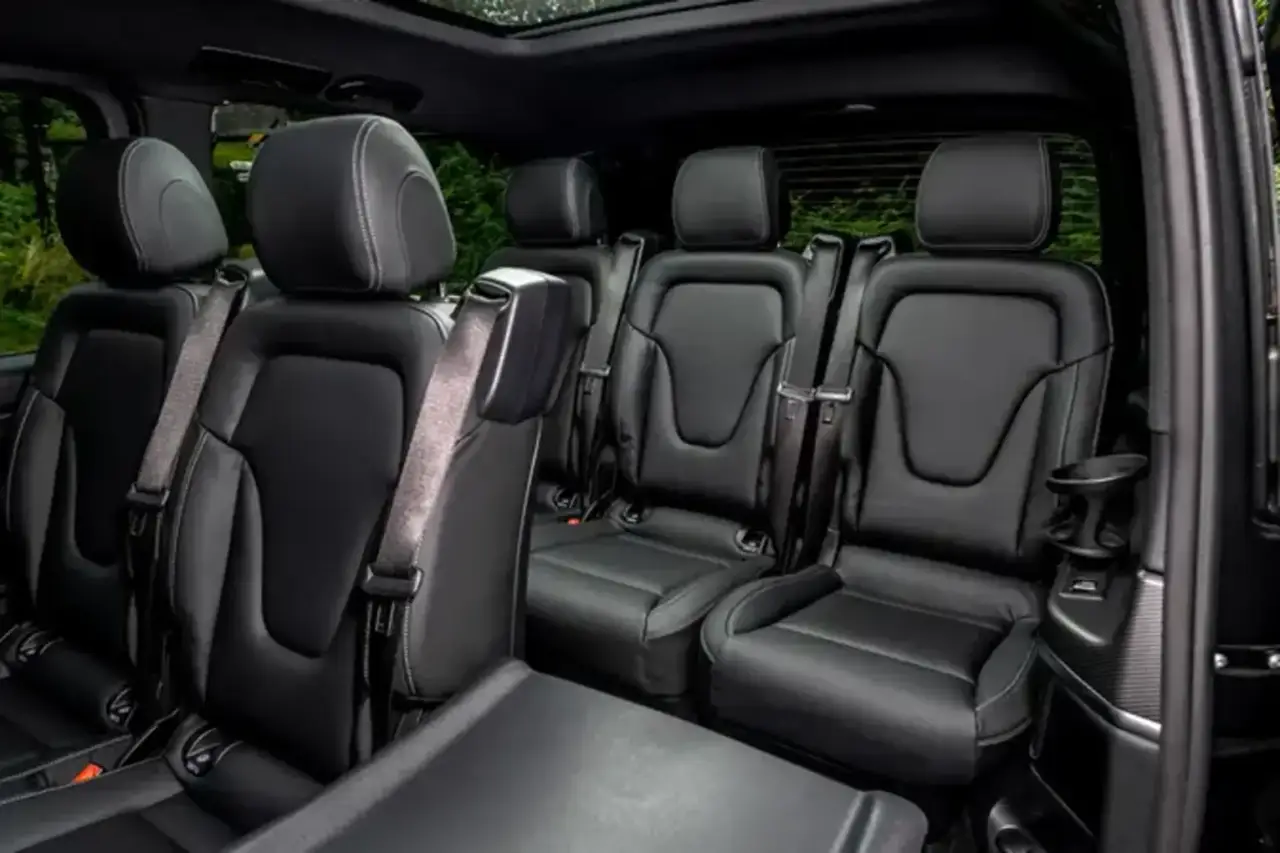 Mercedes Benz V300 8 seats 2025, exterior — Barcelona Luxury Car Rental, Barcelona. The Mercedes Benz V300 is built for a specific job: moving a full group in one vehicle,…
