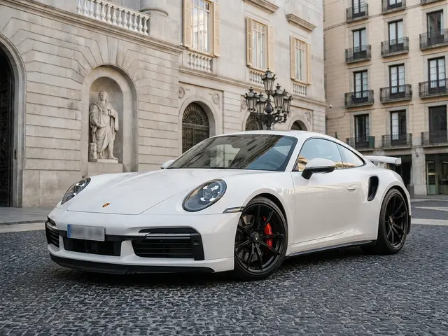 Porsche 911 Carrera S Cabrio (992) 2025 — Barcelona Luxury Car Rental, Barcelona