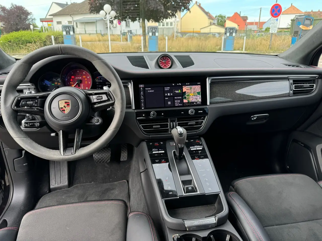 Porsche Macan GTS 2024, exterior — Barcelona Luxury Car Rental, Barcelona. The Porsche Macan GTS pairs 440 hp with the practicality of five seats, giving it a…