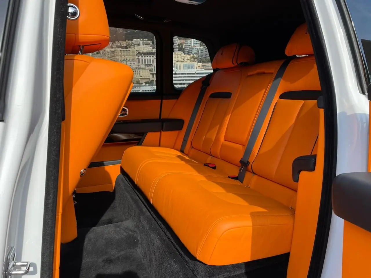 Rolls-Royce Cullinan 2022, exterior — Barcelona Luxury Car Rental, Barcelona. The 2022 Rolls-Royce Cullinan sits apart from the rest of a luxury SUV segment by…